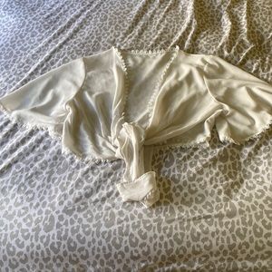 White tie in the front top